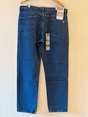 Berne Heritage Relaxed Fit Straight Leg Jeans Men’s 36x32 NWT.